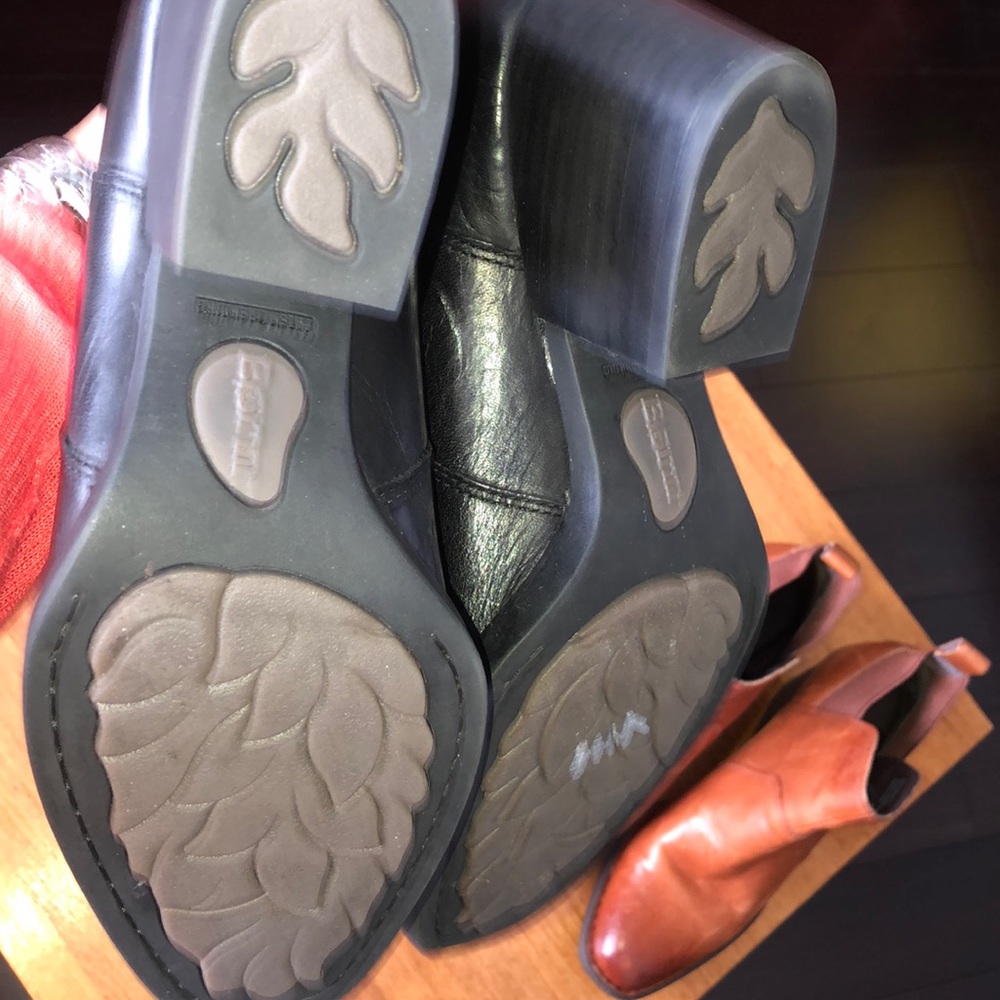 Born Leather Bootie (Brown available) - Picture 5 of 6